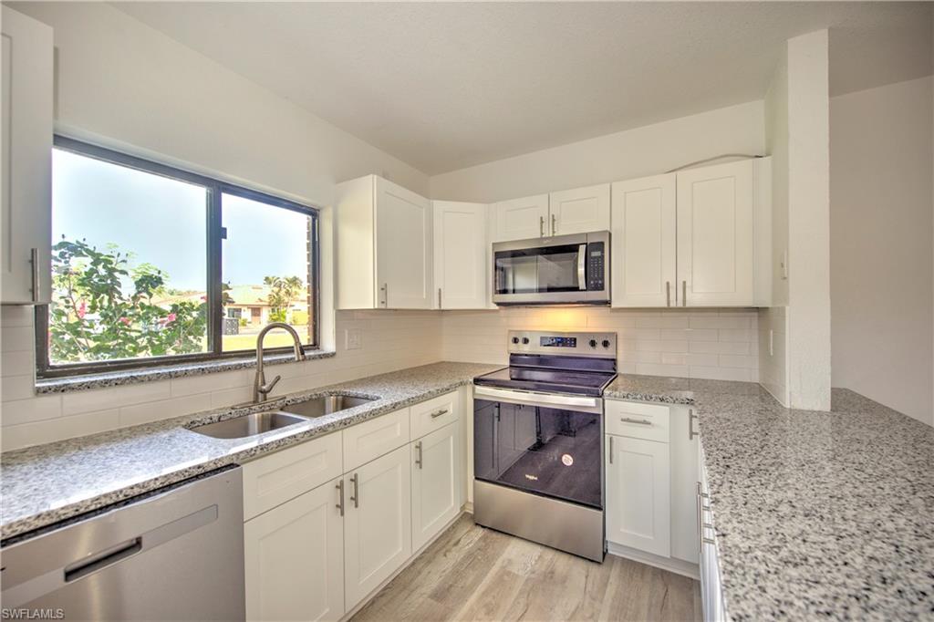 1442 Park Shore Cir # 4 Property Photo 12