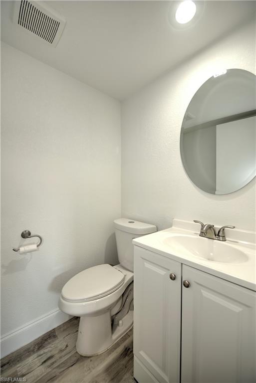 1442 Park Shore Cir # 4 Property Photo 16