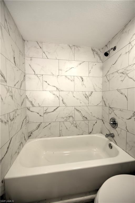 1442 Park Shore Cir # 4 Property Photo 23