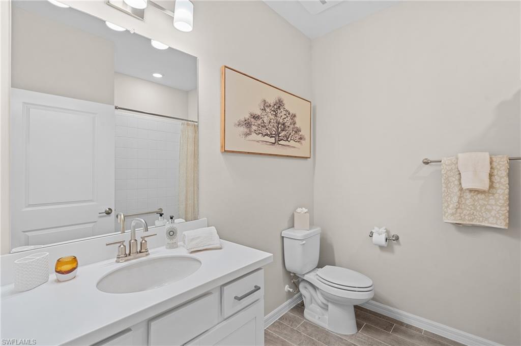 11841 Venetian Lagoon Dr # 202 Property Photo 24