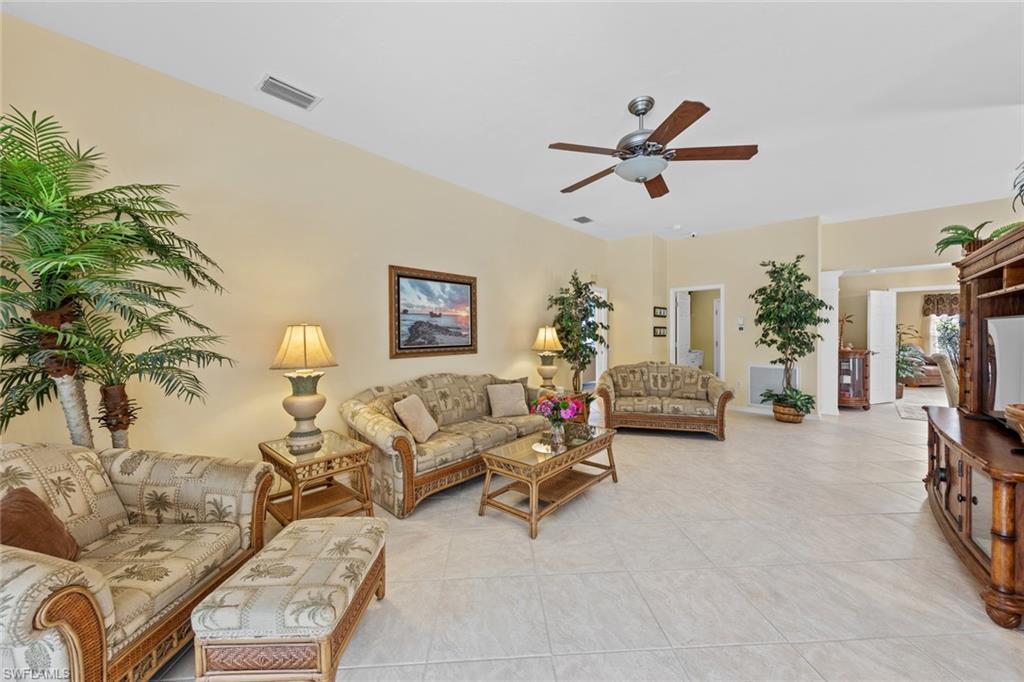 9982 Horse Creek Rd Property Photo 13
