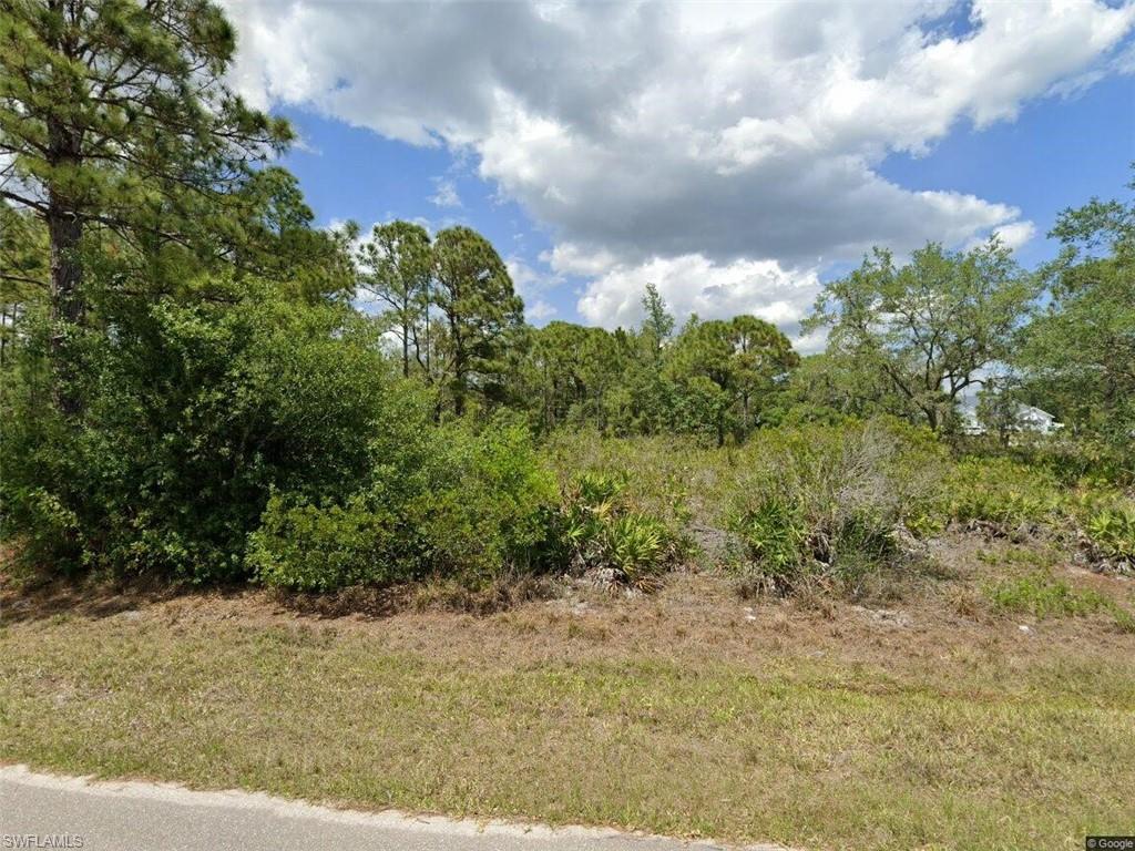 22452 Bradford Ave Property Photo