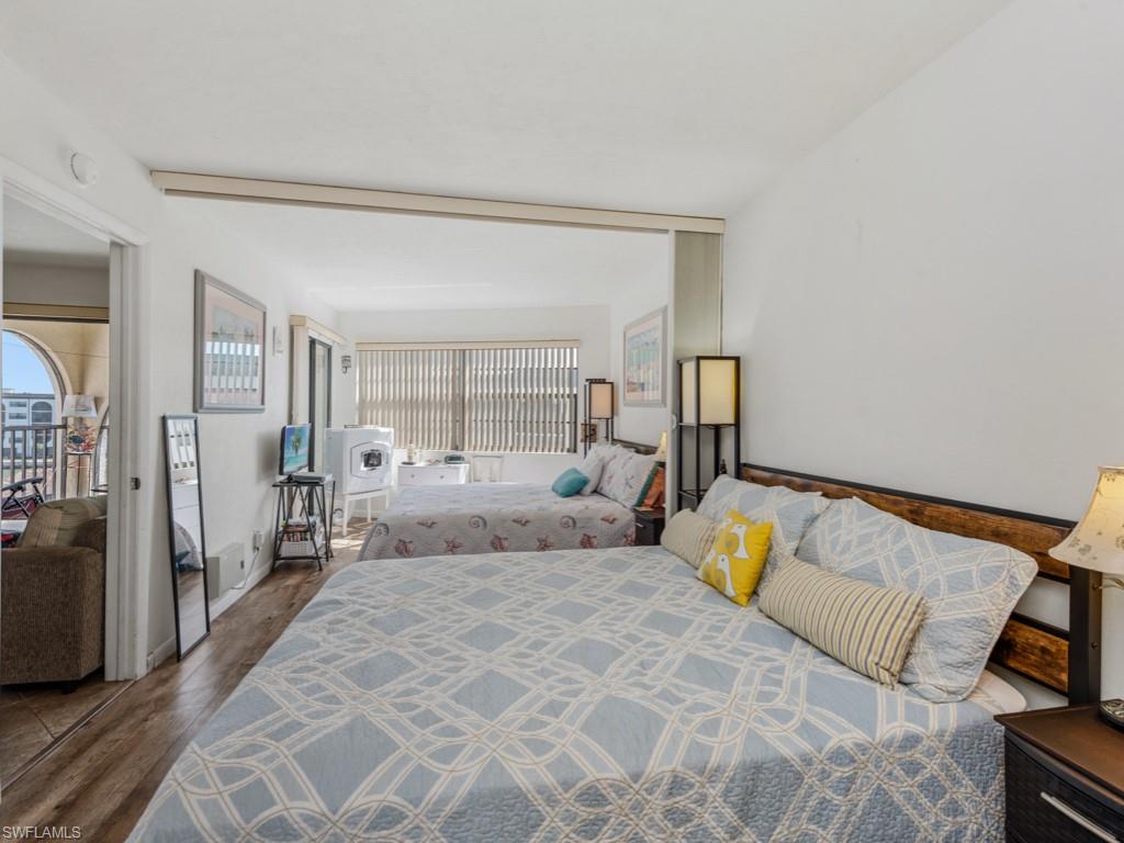 1027 Anglers Cv # B501 Property Photo 12