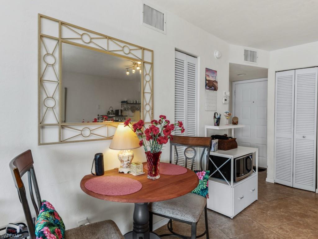 1027 Anglers Cv # B501 Property Photo 15