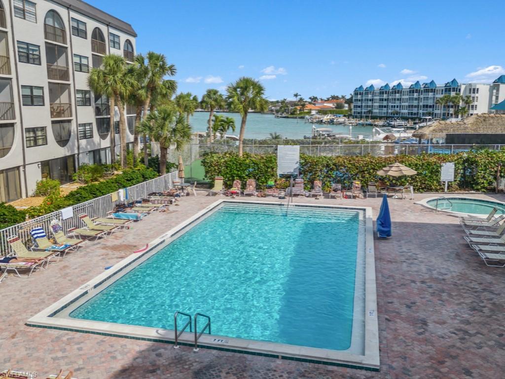 1027 Anglers Cv # B501 Property Photo 17