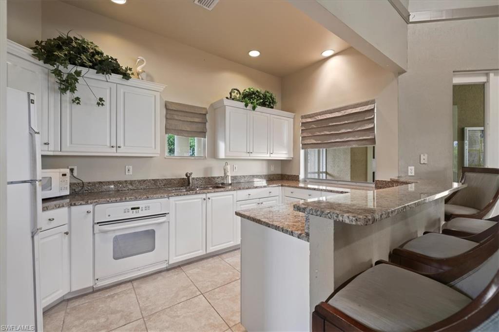 8423 Hollow Brook Cir Property Photo 44