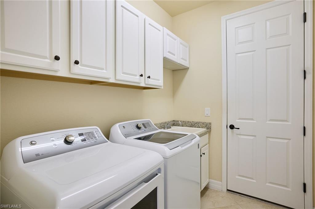 28074 Edenderry Ct Property Photo 18