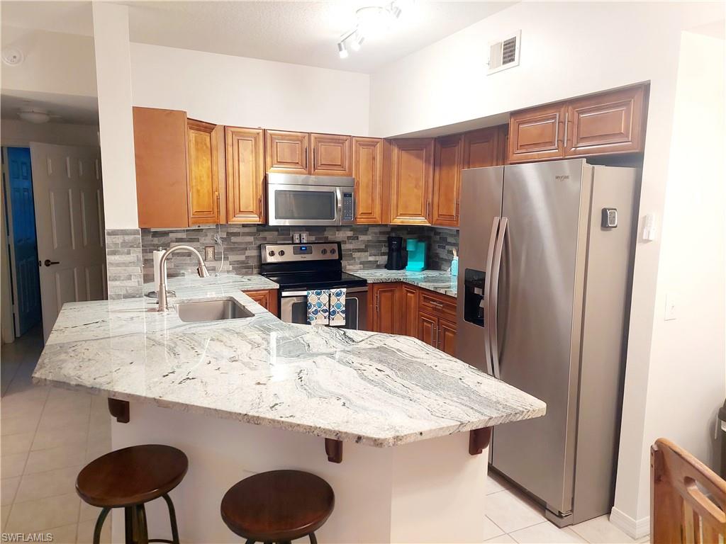 11400 Ocean Walk Cir 102 Property Photo 6
