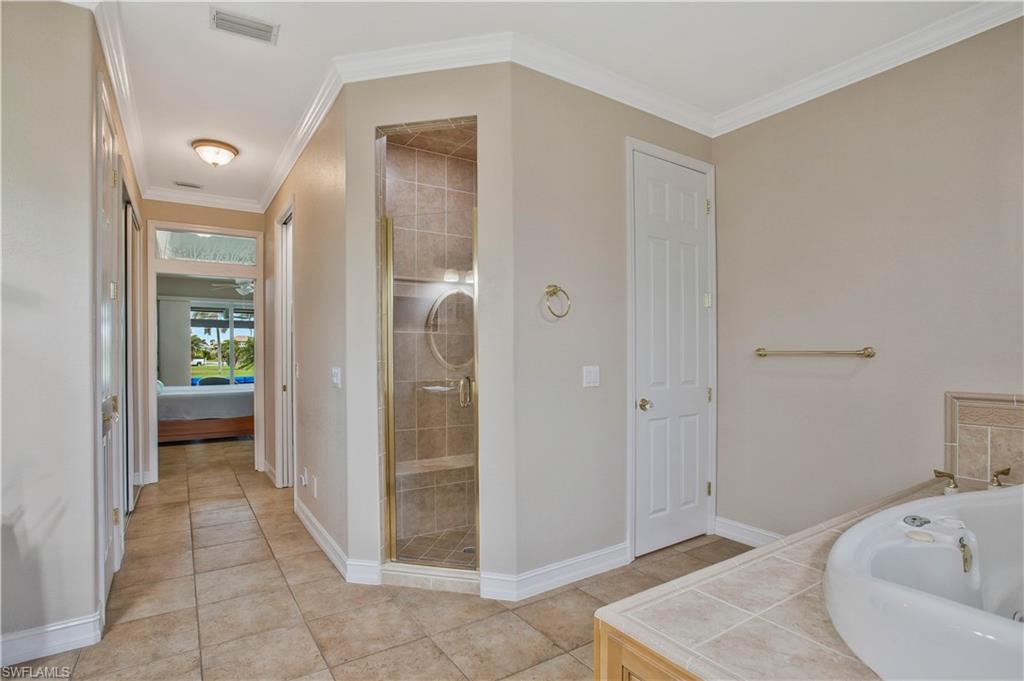 11879 King James Ct Property Photo 16
