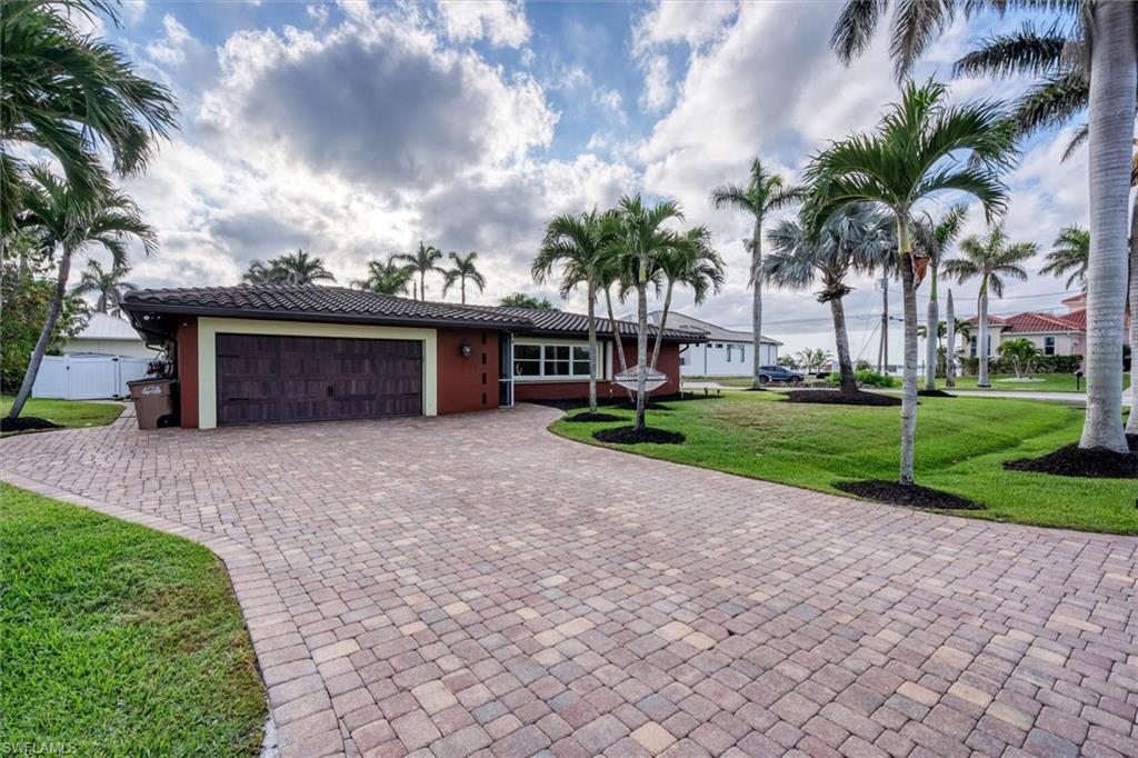 5411 Bayshore AVE Property Photo 1