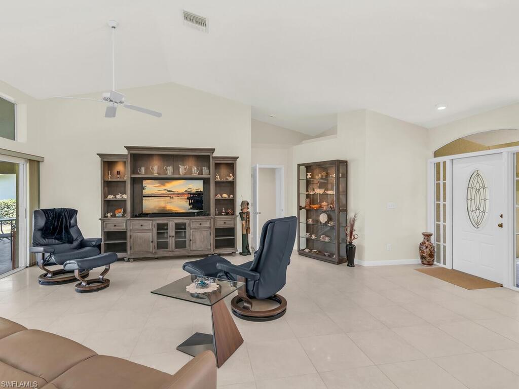 111 Morning Star Cay Property Photo 5