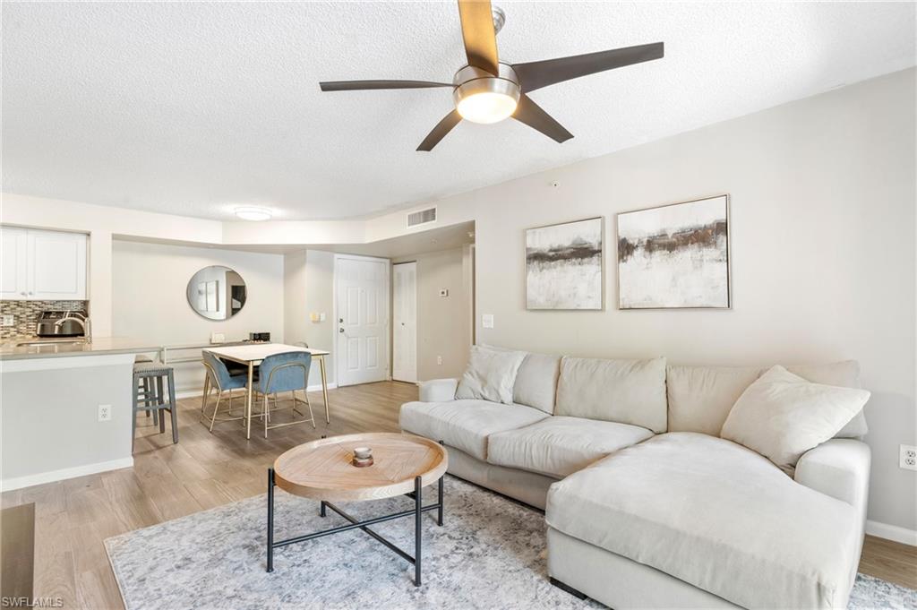 1150 Wildwood Lakes Blvd # 203 Property Photo 3