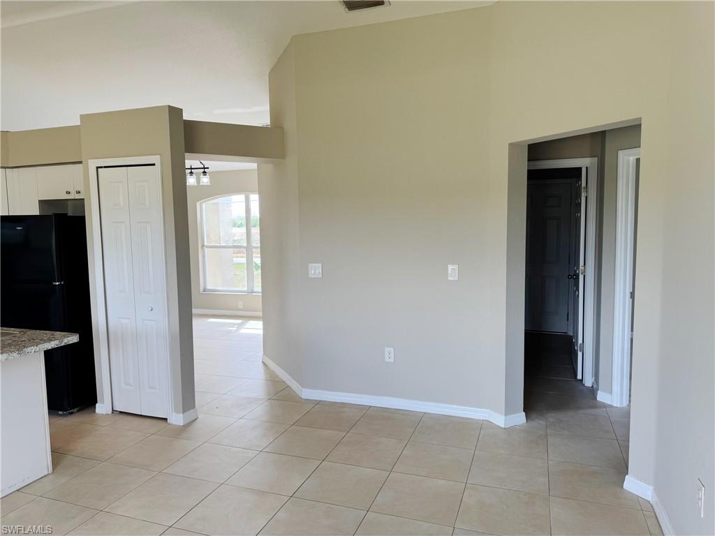 5048 Benton St Property Photo 11