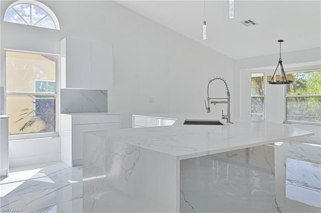 3832 Sabal Springs Blvd Property Photo 8