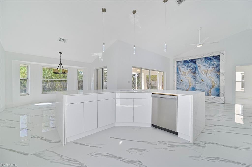 3832 Sabal Springs Blvd Property Photo 10