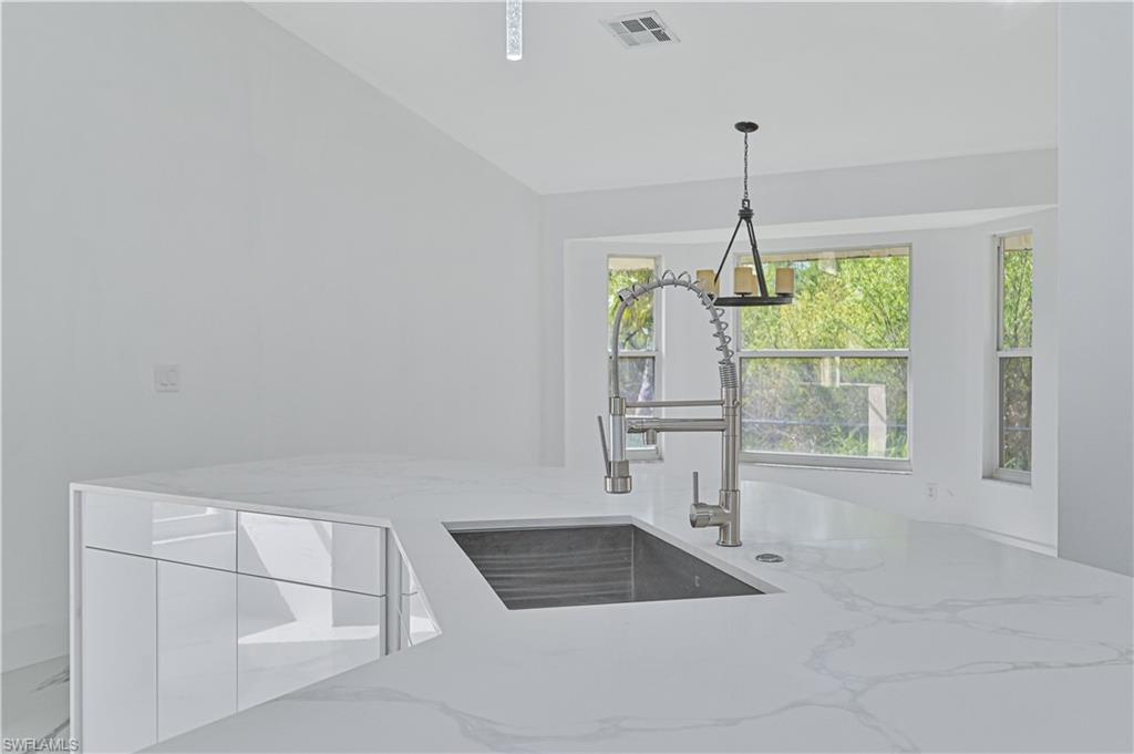 3832 Sabal Springs Blvd Property Photo 11