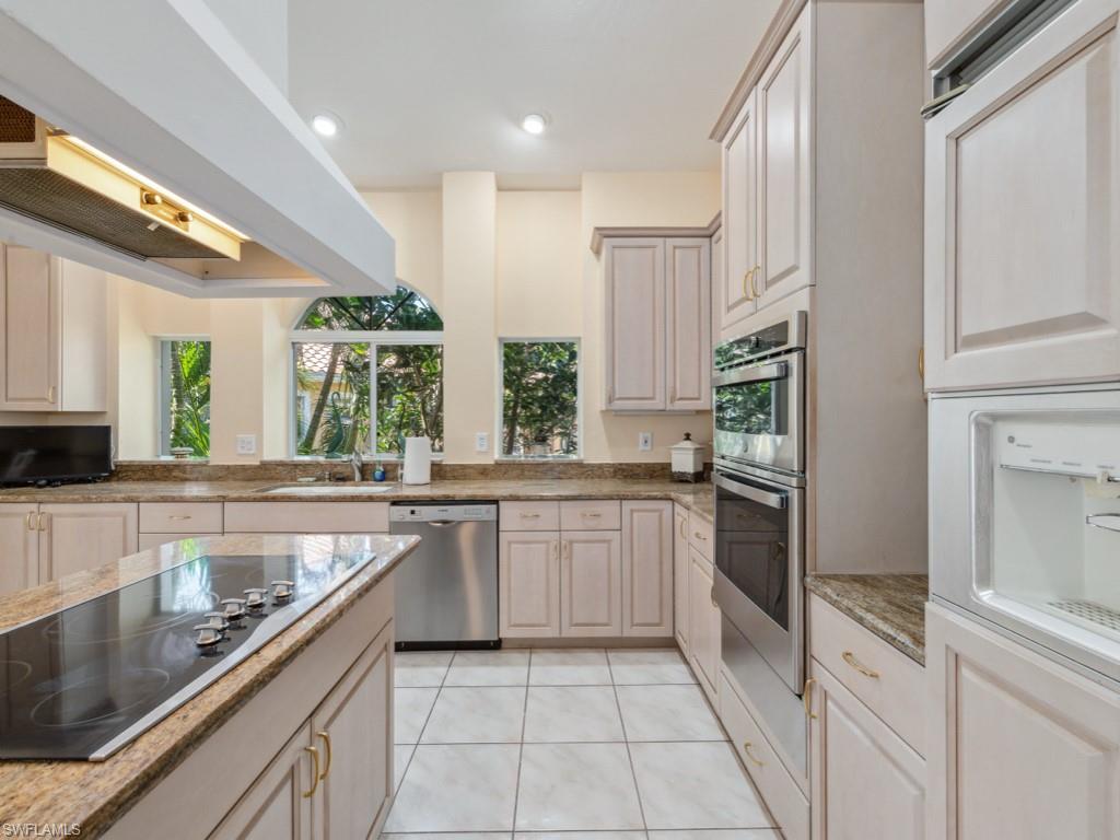 600 Via Mezner # 1502 Property Photo 11