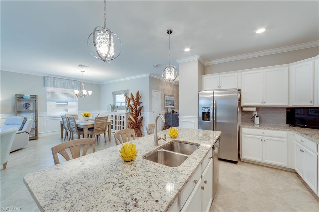 16215 Bonita Landing Cir Property Photo 5