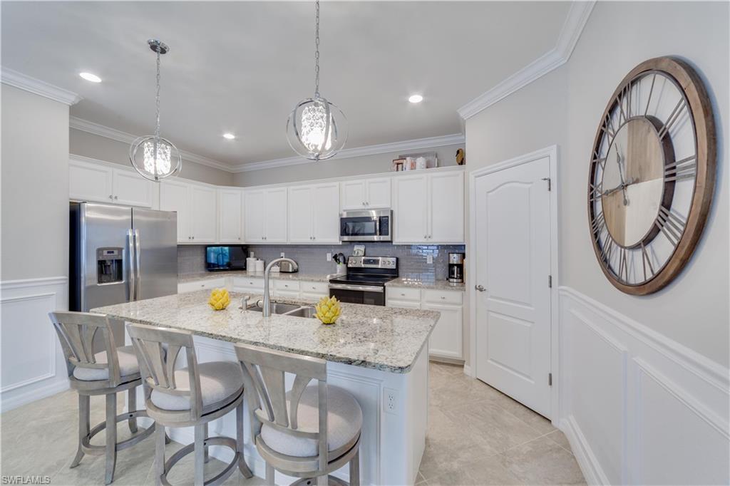16215 Bonita Landing Cir Property Photo 6