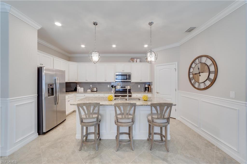16215 Bonita Landing Cir Property Photo 9