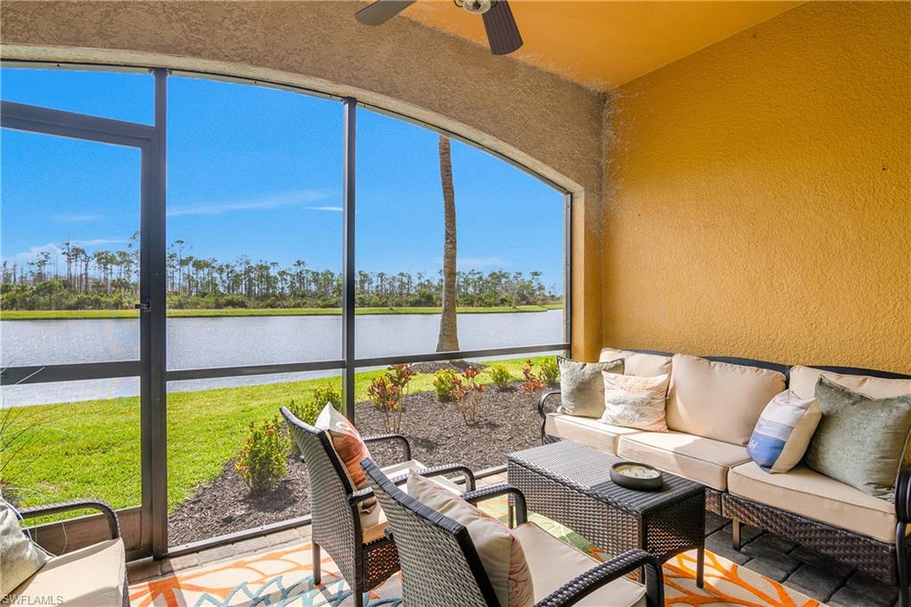 9723 Acqua Ct # 315 Property Photo 8
