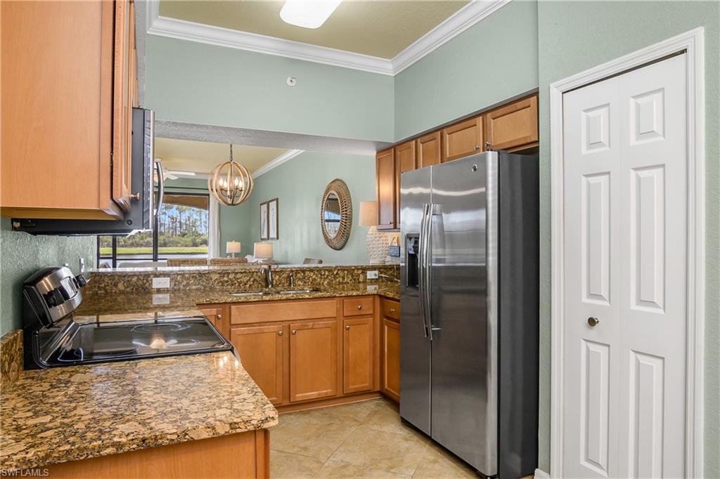 9723 Acqua Ct # 315 Property Photo 11