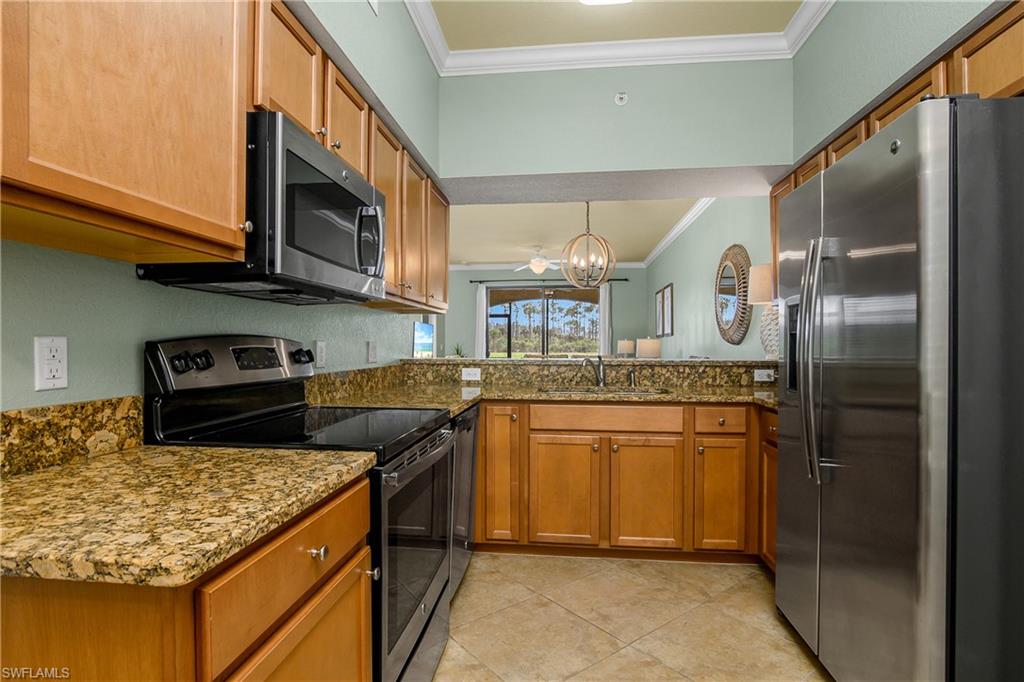 9723 Acqua Ct # 315 Property Photo 12