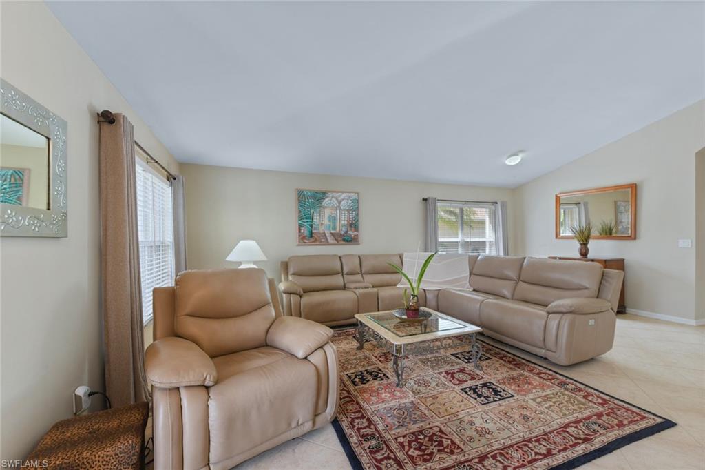 15773 Beachcomber Ave Property Photo 8