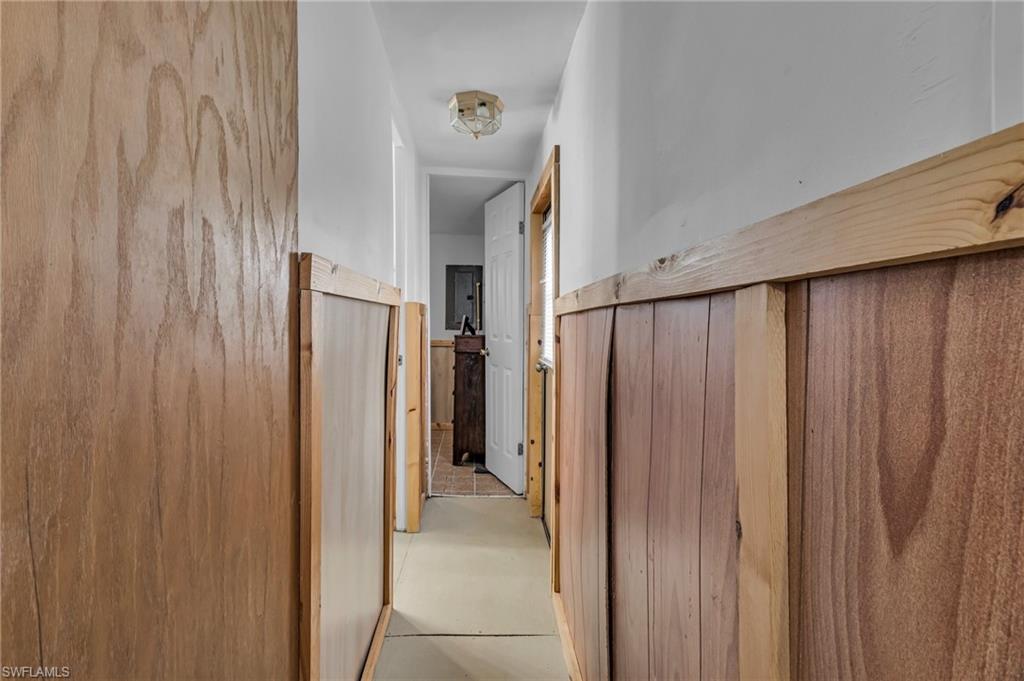 224 Mamie St Property Photo 9