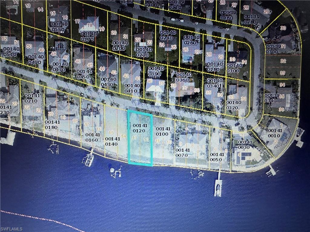 648 Coral Dr Property Photo 4