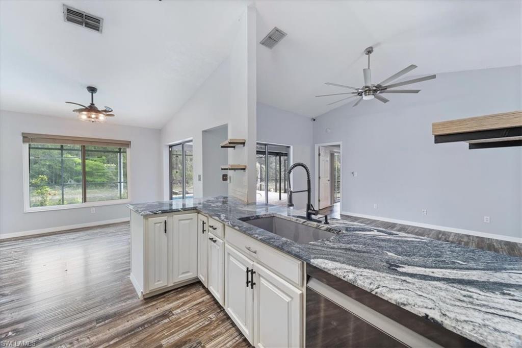 19235 Cypress Vista Cir Property Photo 13