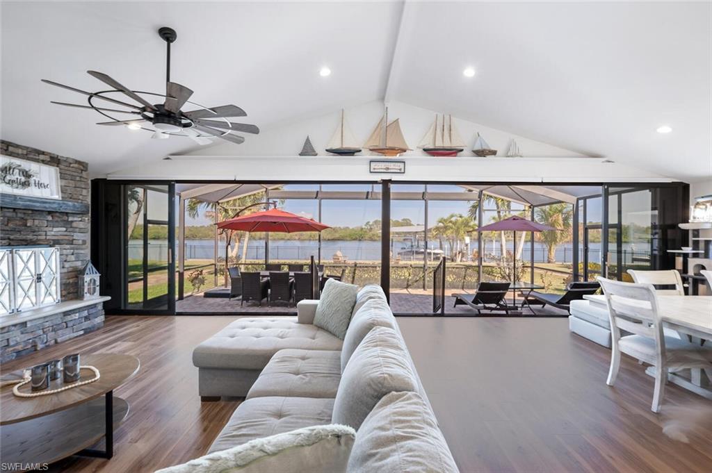 13308 Island Rd Property Photo 8