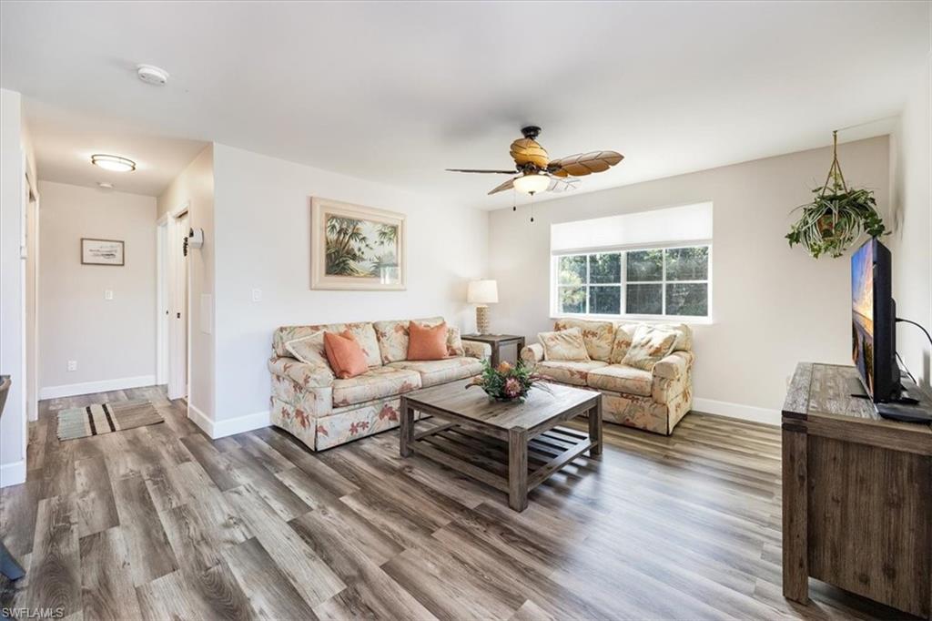 3561 Thomasson Dr Property Photo 3