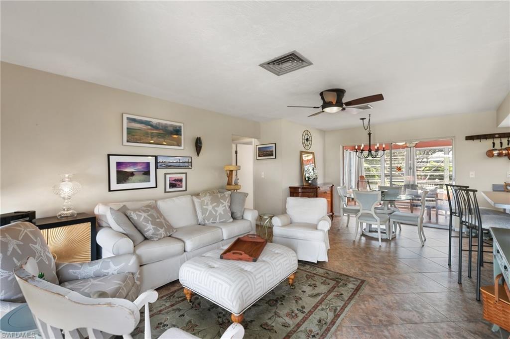1249 Jamaica Rd Property Photo 4