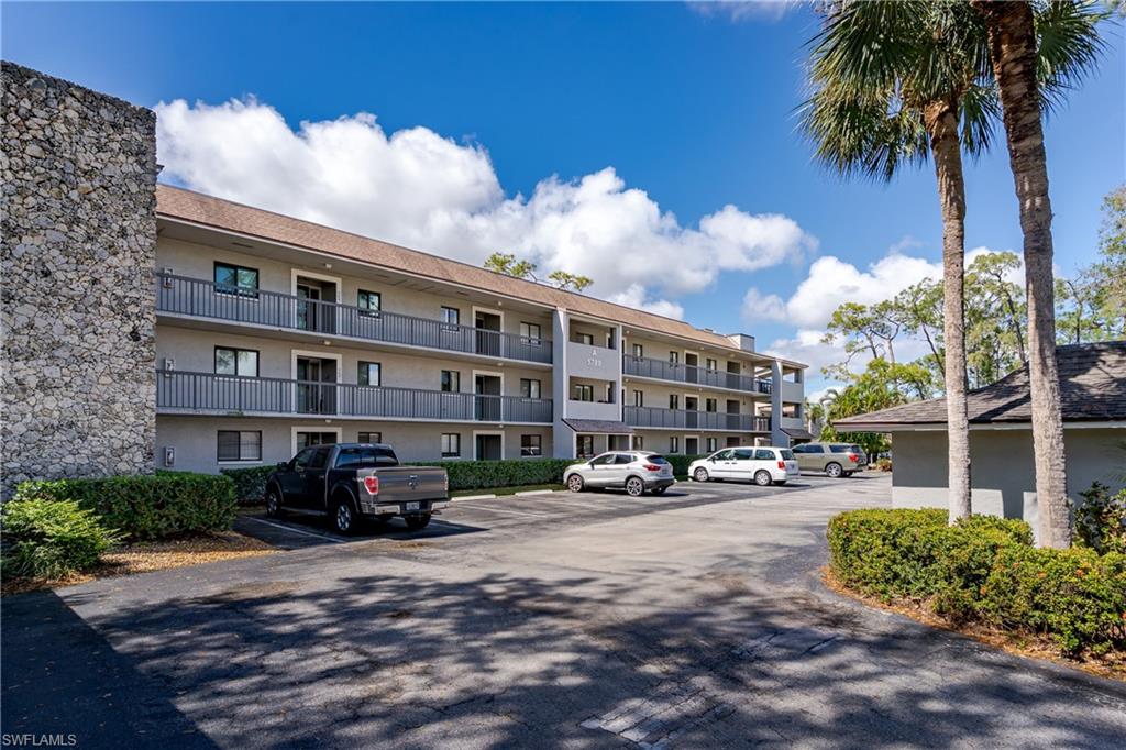 Augusta Court Real Estate Listings Main Image