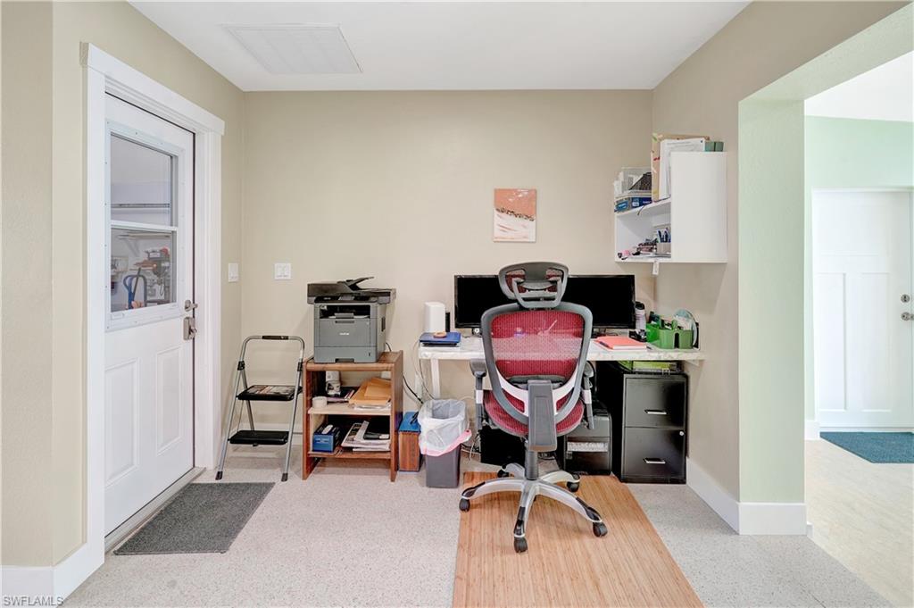 719 Sharar Ct Property Photo 12