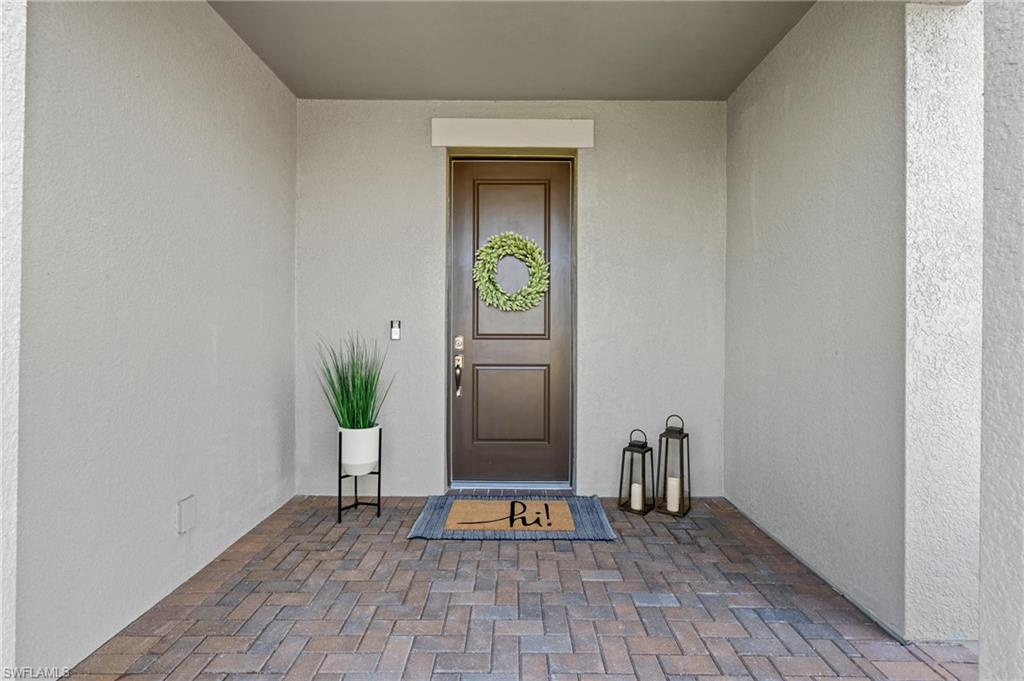 2033 Grove Dr Property Photo 4