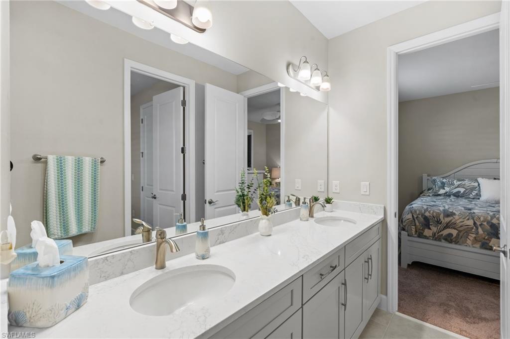 2033 Grove Dr Property Photo 21