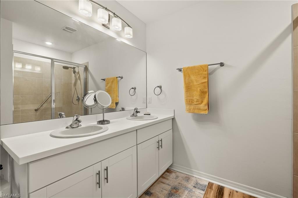 18512 Marlin Kite Ln Property Photo 14