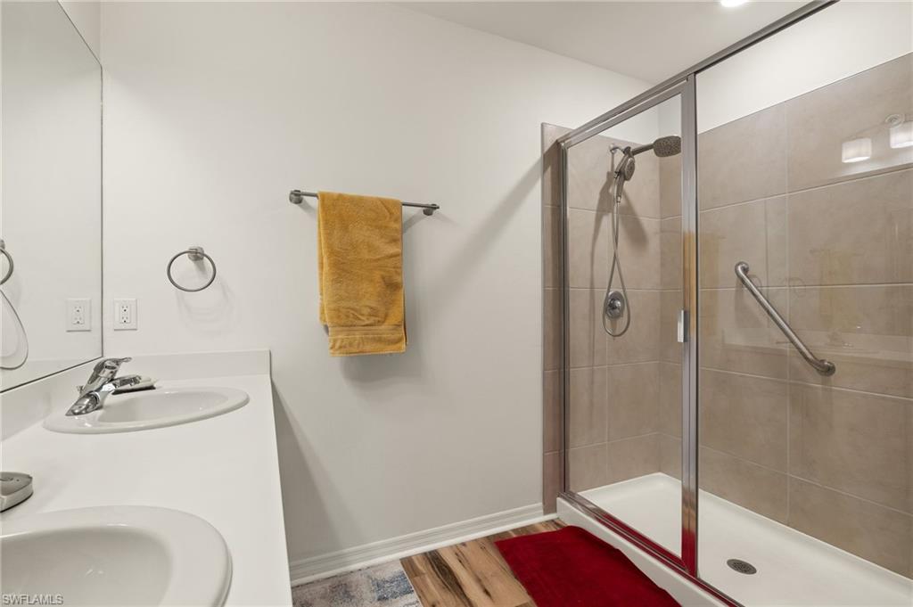 18512 Marlin Kite Ln Property Photo 15