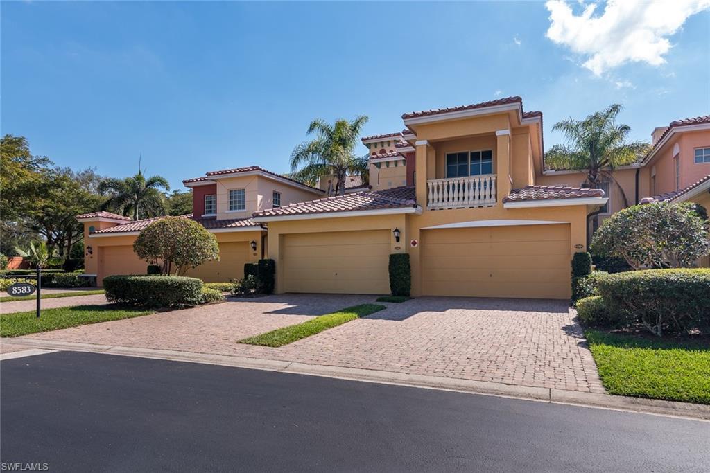 8583 Via Lungomare Cir # 202 Property Photo 32