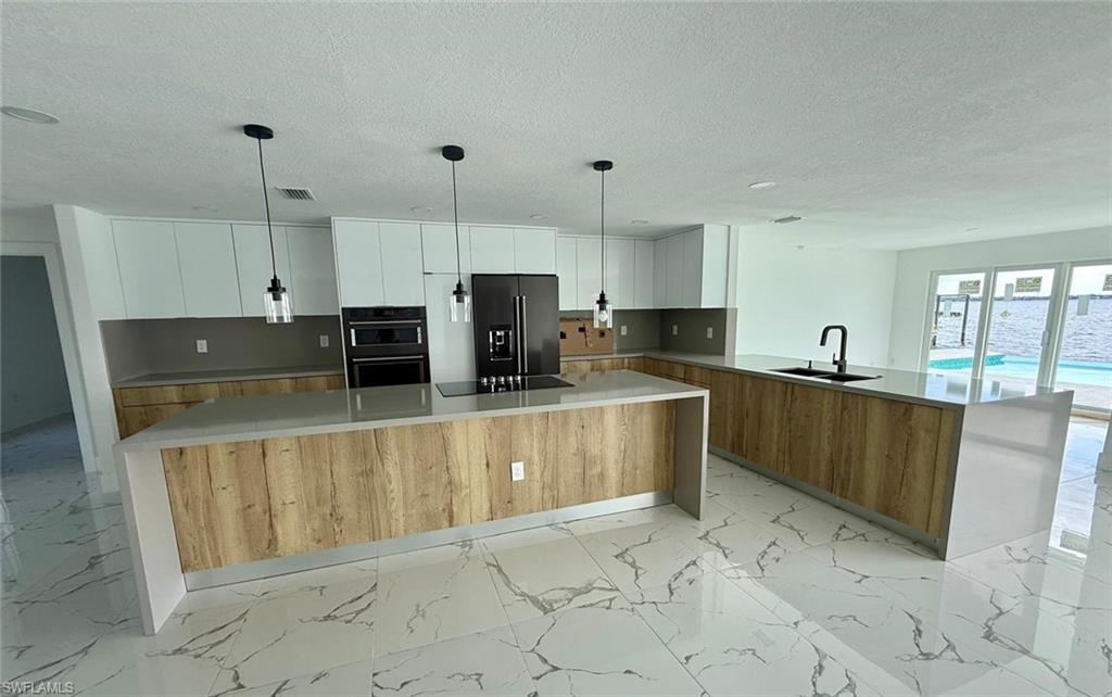 111 North Shore Ave Property Photo 12