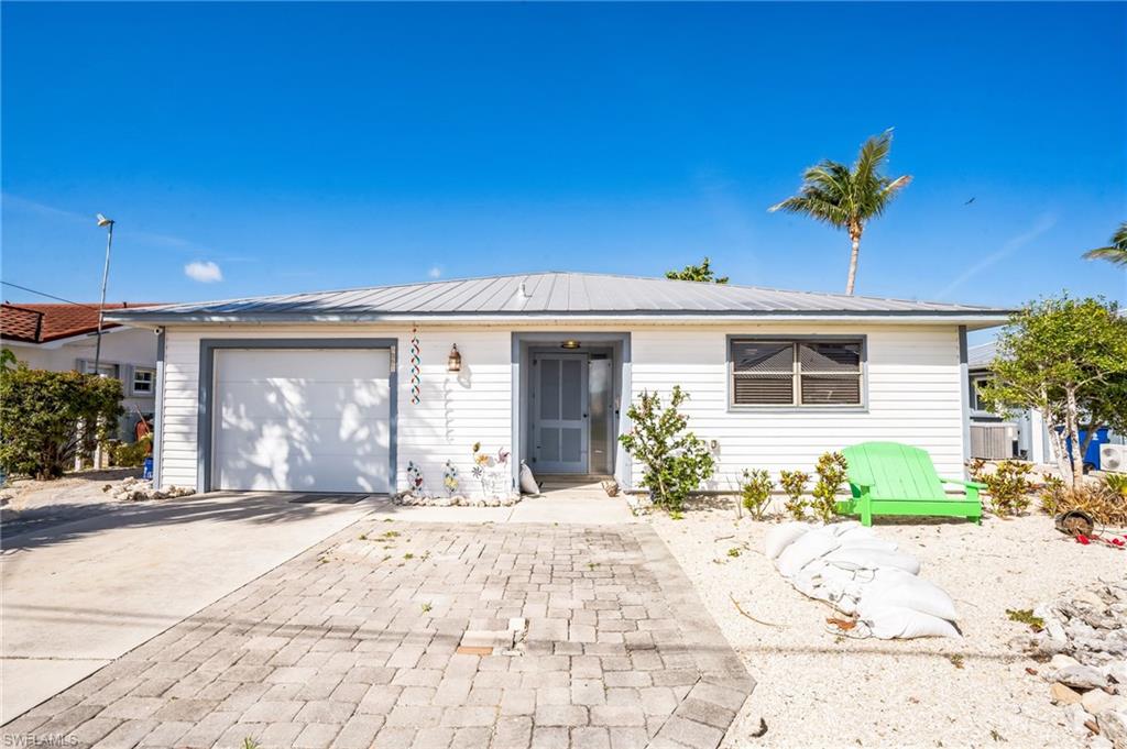 16221 Buccaneer St Property Photo 1