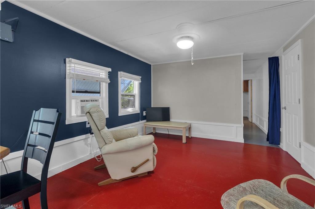 238 Mamie St Property Photo 32