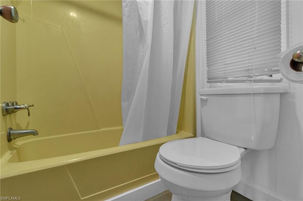 238 Mamie St Property Photo 35