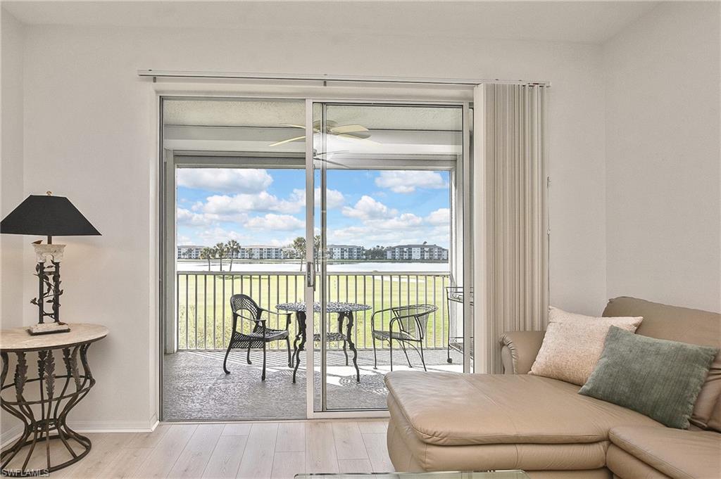 8066 Queen Palm Ln # 525 Property Photo