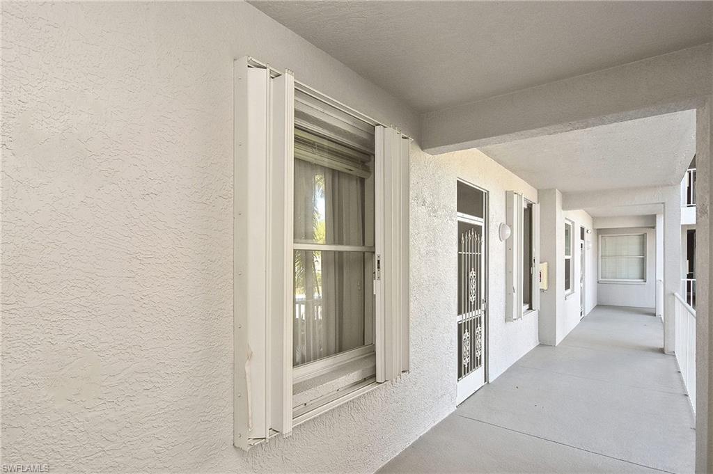8066 Queen Palm Ln # 525 Property Photo 3