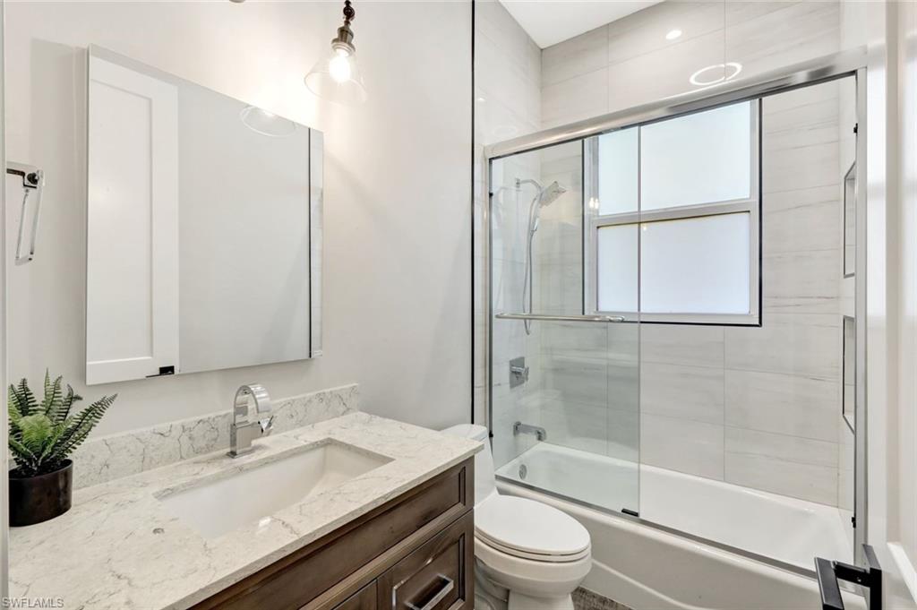 6900 Lone Oak Blvd Property Photo 11