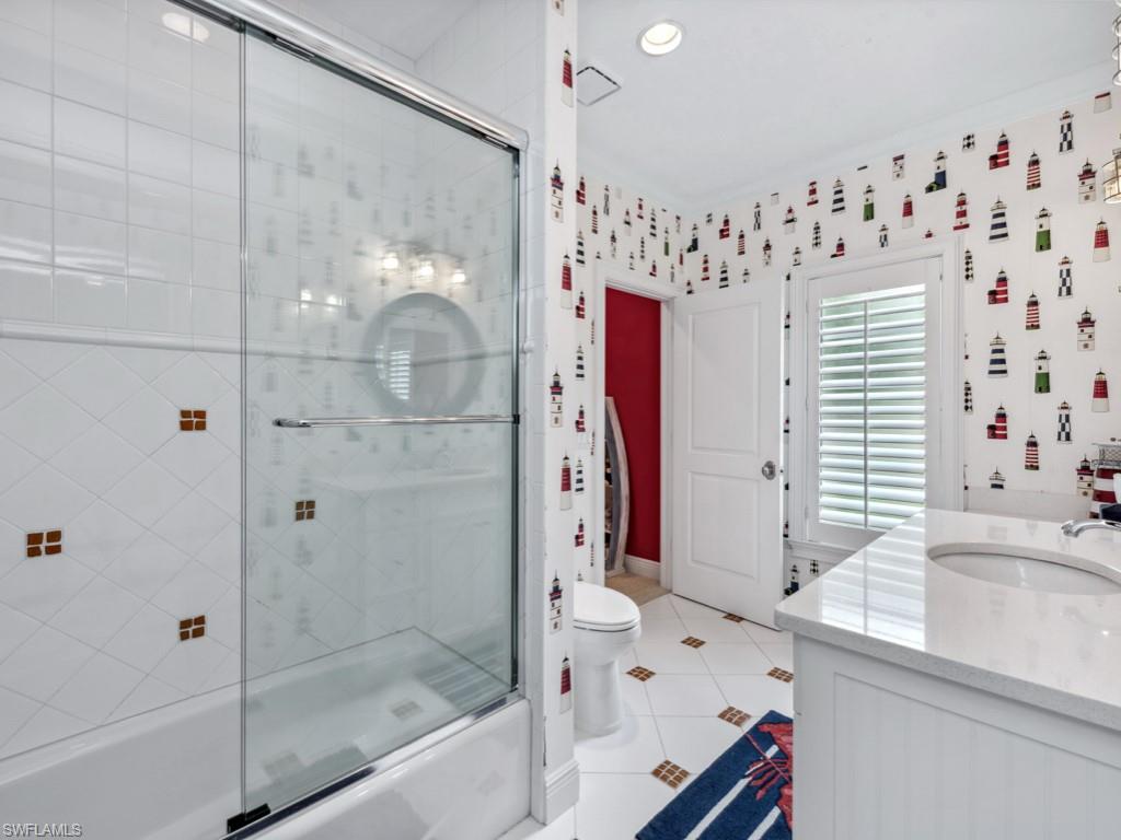 762 Lynnmore Ln E Property Photo 26