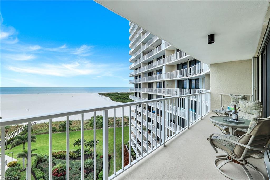 320 Seaview Ct # 805 Property Photo 12
